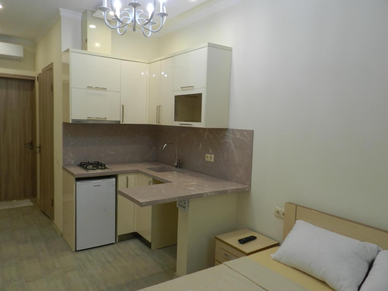 Subtropic Apartments Батуми Екстериор снимка